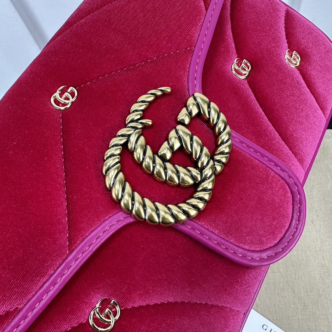 Gucci Satchel Bags